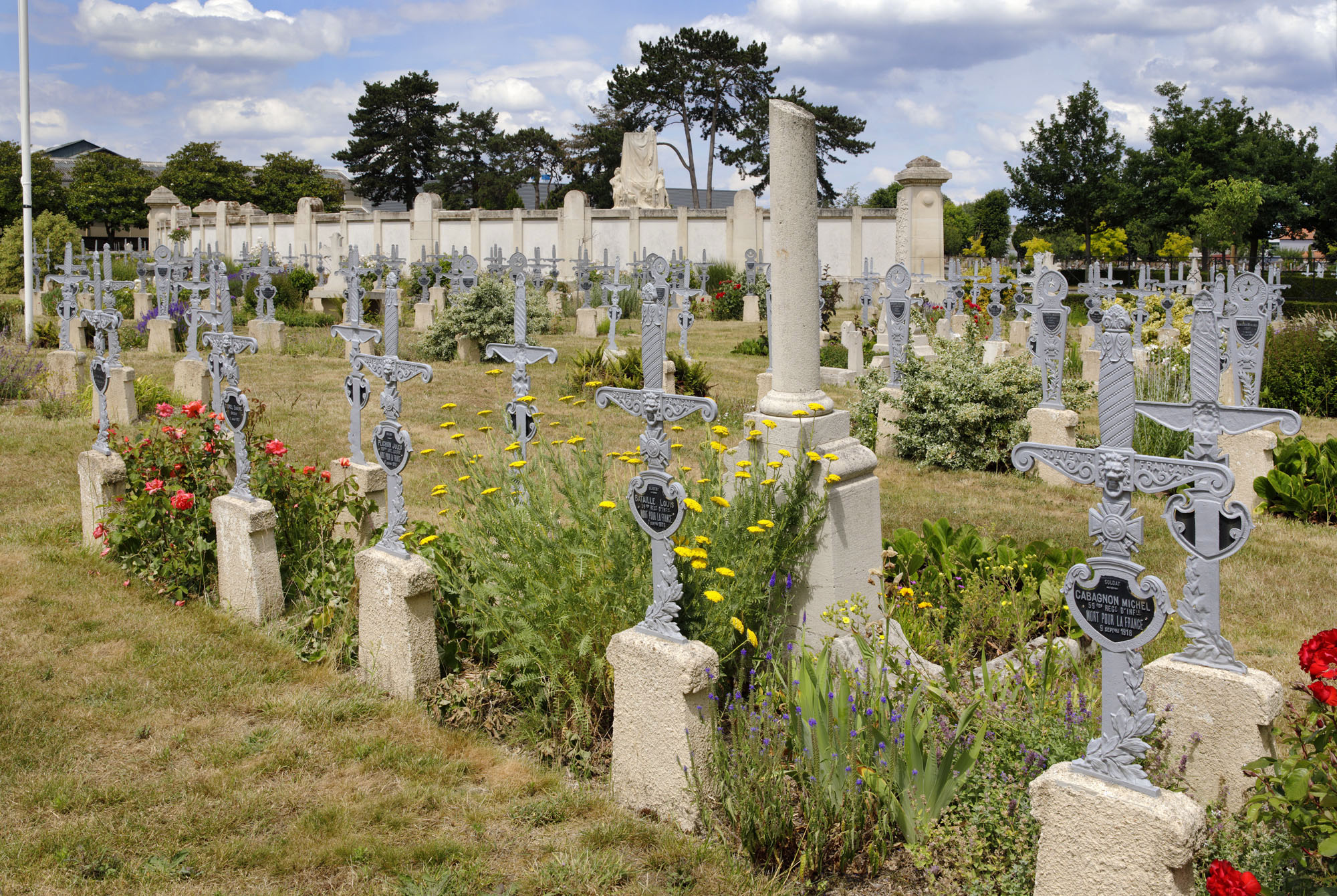 cimetière Saint-Sever : cimetière civil et carrés militaires