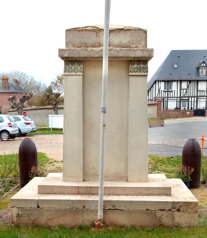 monument aux morts de la guerre de 1914-1918 : Soldat au créneau