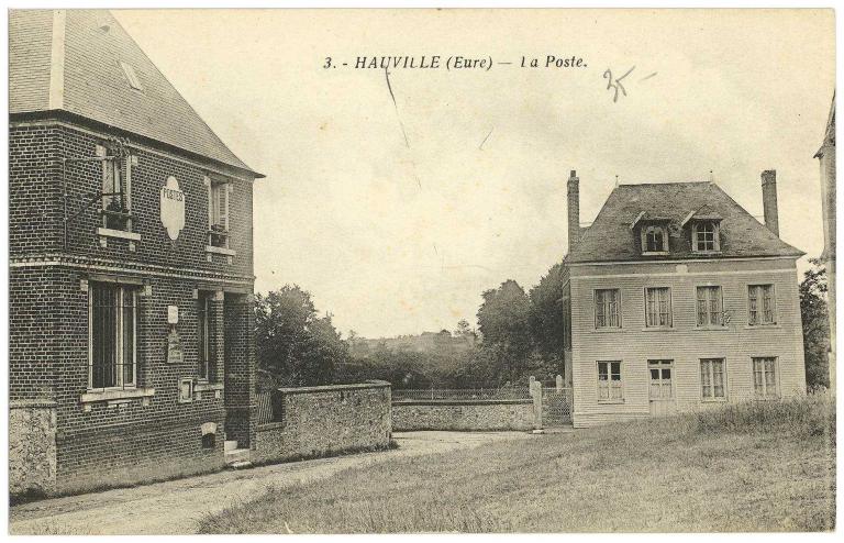 presbytère, puis auberge, puis école de garçons, puis école de filles et bureau de poste, actuellement maison et cabinet de kinésithérapeute