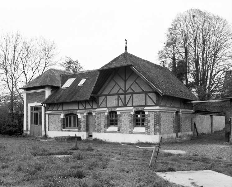 moulin à farine, puis scierie, actuellement station de pompage