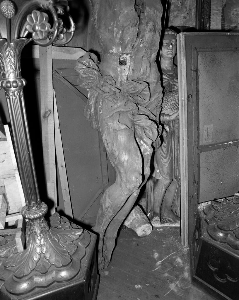 ensemble du mobilier de la basilique Notre-Dame