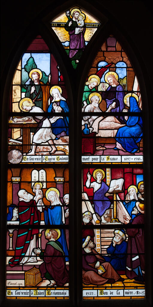 Verrière historiée et commémorative de la guerre de 1914-1918 : Vie de Jésus en présence de Saint Joseph (baie 5)
