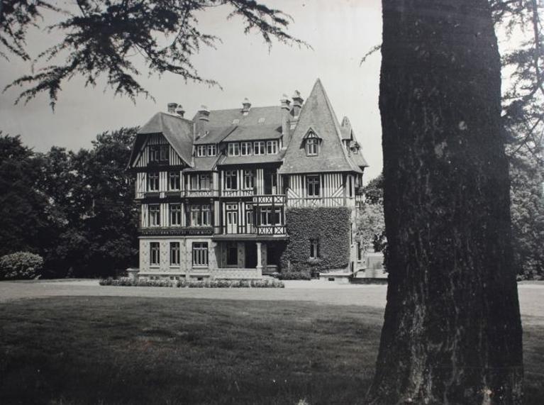 manoir de La Houssaye, puis institut médico-social pour enfants, association Jean du Plessis