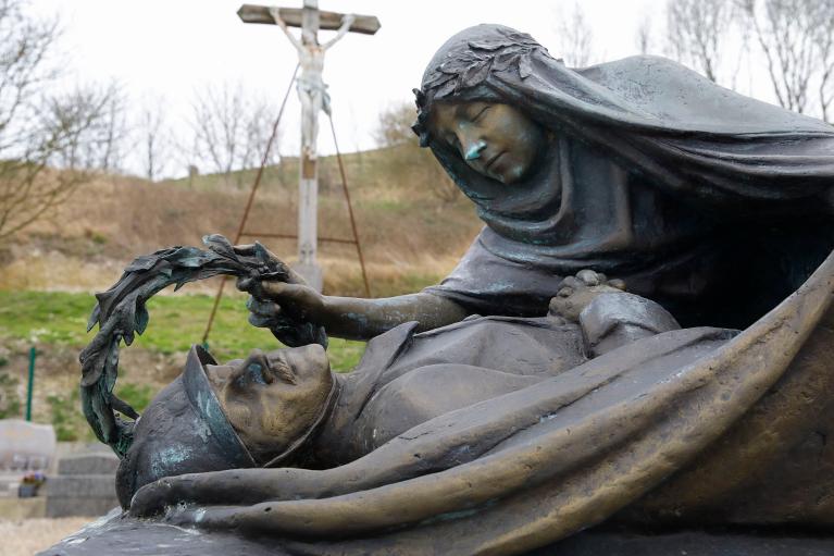 monument aux morts de la guerre de 1914-1918 : Je t'ai cherché sous le ciel qui tonne