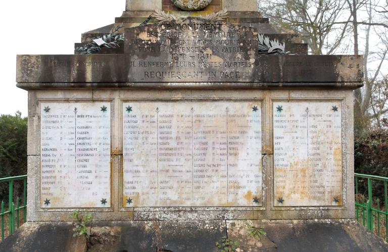 monument aux morts et monument funéraire dit du Mobile (Guerre de 1870-1871)