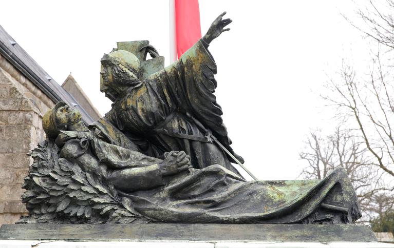 monument aux morts de la guerre de 1914-1918 : Les Saints de la Patrie