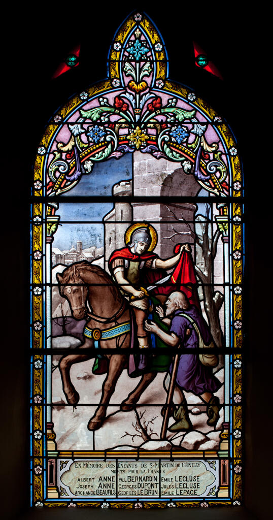 Ensemble de 2 verrières hagiographiques et commémoratives de la guerre de 1914-1918 : Charité de Saint Martin et Mort de Saint Martin entouré de ses disciples