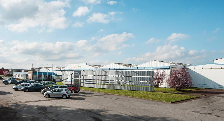 usine de matériel électroménager Moulinex, puis usine d'emballages en matière plastique Verchère plastiques industriels (VPI), puis usine de décolletage Soffamo, et usine de cosmétiques CosméSoap
