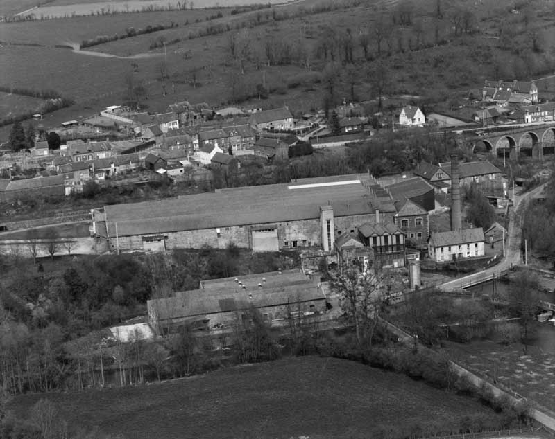filature de coton, puis tissage de coton et usine de teinturerie