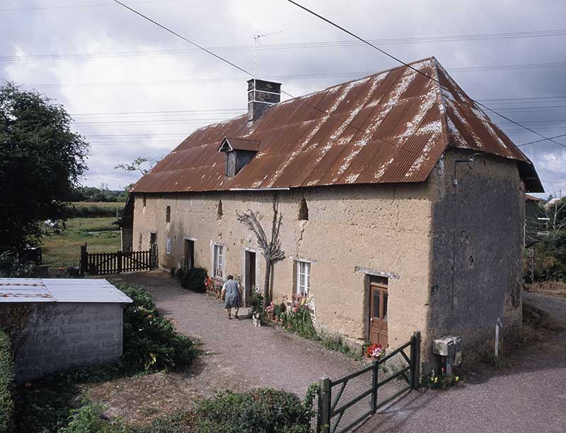 ferme, actuellement maison