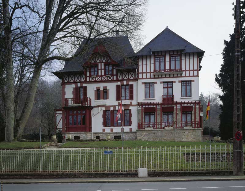 hôtel de voyageurs dit hostellerie du Bois Joly puis hôtel restaurant du Bois Joli