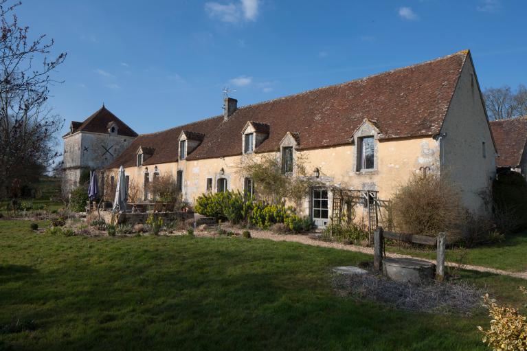 ferme dite métairie, actuellement maisons