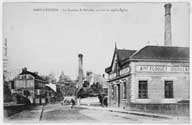 Le quartier St-Melaine, au loin la vieille église (bâtiment de la tonnellerie).- Carte postale, s.d., début 20e siècle. (Collection particulière P. Coftier).