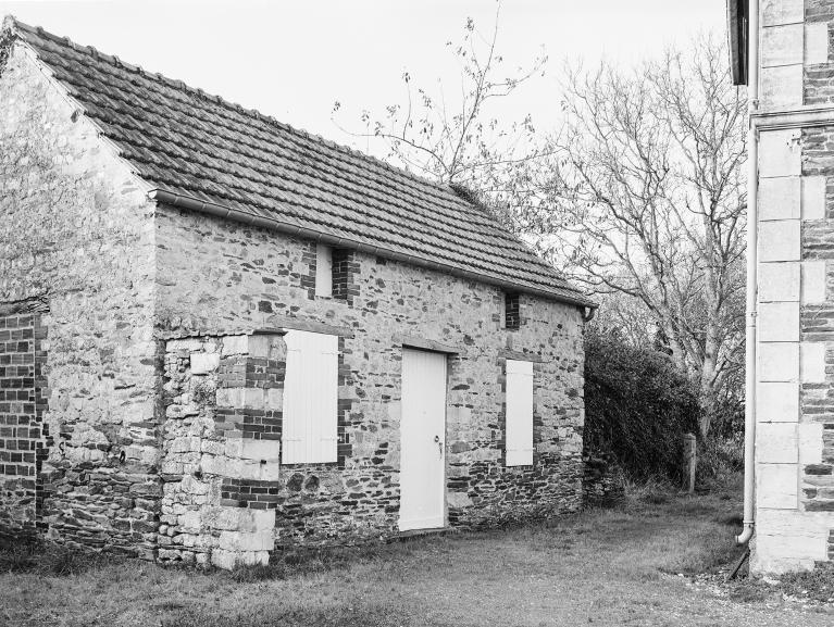 La céramique industrielle dans le Bessin (Calvados) et le département de la Manche : les poteries