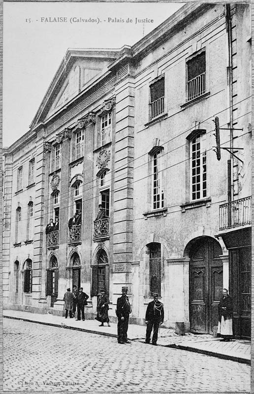 hospice, hôtel de ville, palais de justice