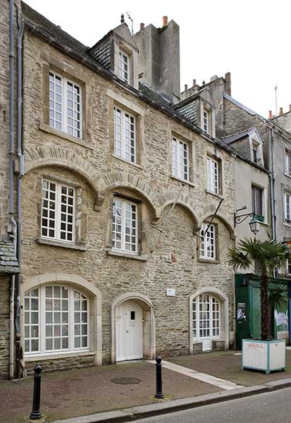 immeuble actuellement établissement administratif, siège du service d'urbanisme de la ville de Cherbourg-Octeville