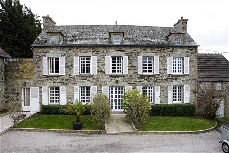 ferme actuellement maison