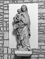 statue : Vierge à l'Enfant