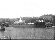 bateau de charge : cargo (transport de marchandises diverses) dit JACQUES FRAISSINET