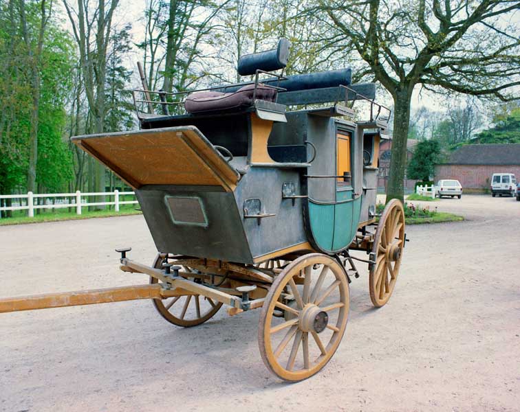 voiture hippomobile, road coach (park drag)