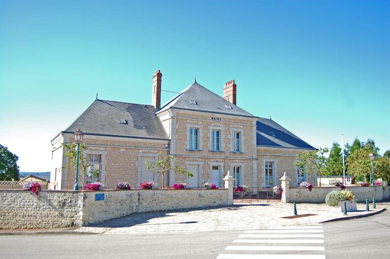 mairie et école publique primaire, actuellement mairie