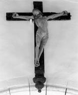croix (grandeur nature) : Christ en croix