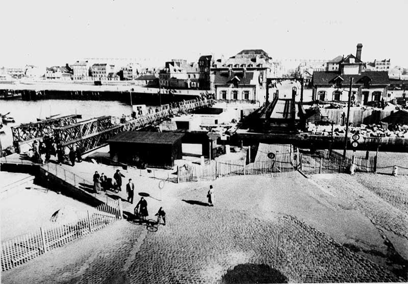 pont mobile dit Pont-tournant du port de commerce