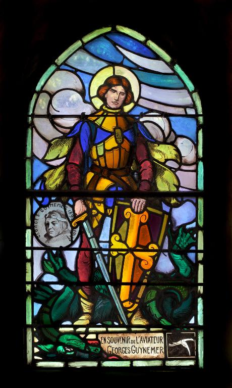 verrière hagiographique et commémorative de la guerre de 1914-1918 : Saint Georges terrassant le dragon