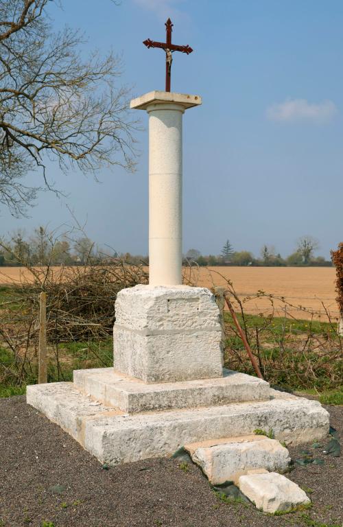 croix de chemin, dite Croix de l'Orme