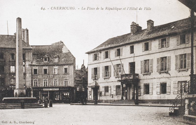 place dite place du Calvaire, puis place d'Armes, actuellement place de la République