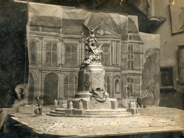 monument aux morts de la guerre de 1914-1918 : Pro Patria
