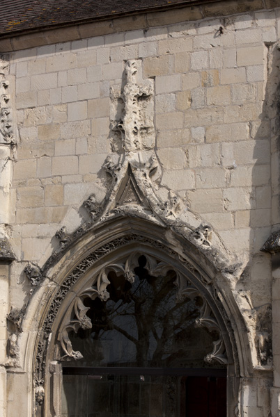 église paroissiale Saint-Georges-du-Château, puis magasin de munitions, actuellement salle d'exposition