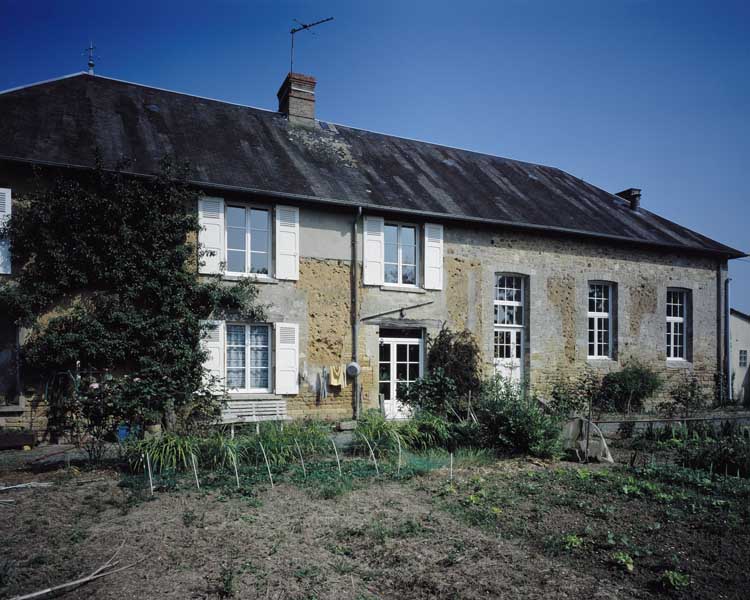 école primaire mixte et mairie, actuellement mairie