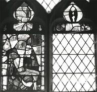 verrière : Vierge de Pitié (baie 22)
