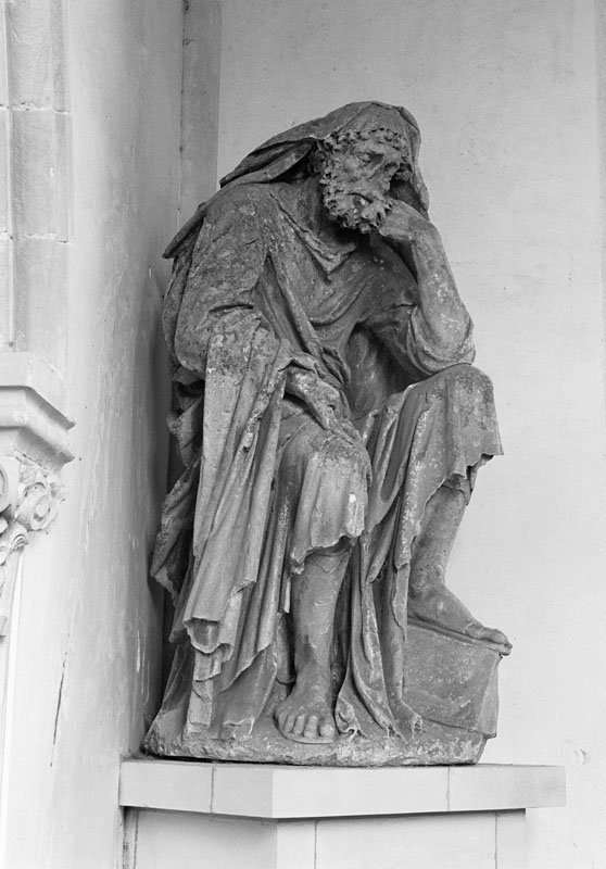 statue : saint Evangéliste