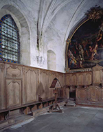 le mobilier du choeur liturgique de l'église paroissiale Saint-Médard et Saint-Gildard