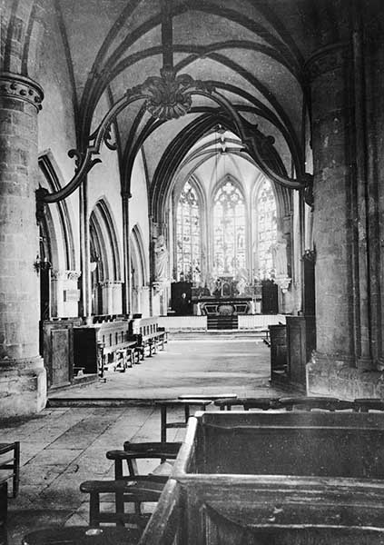 église paroissiale Saint-Pierre et Saint-Paul