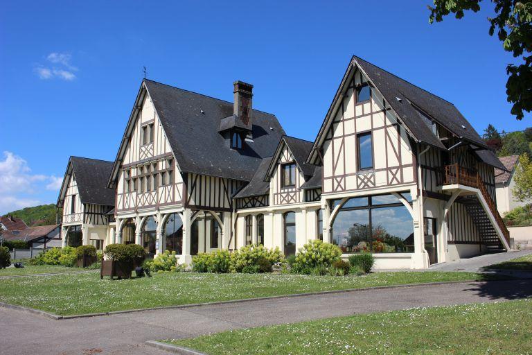 école primaire Saint-Éloi, actuellement bibliothèque Gérard Philippe