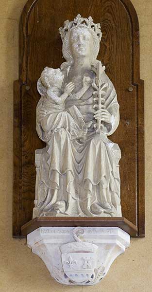 haut-relief n°3 : Vierge à l'Enfant