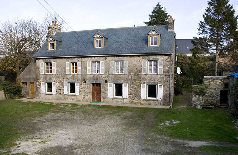 ferme actuellement maison