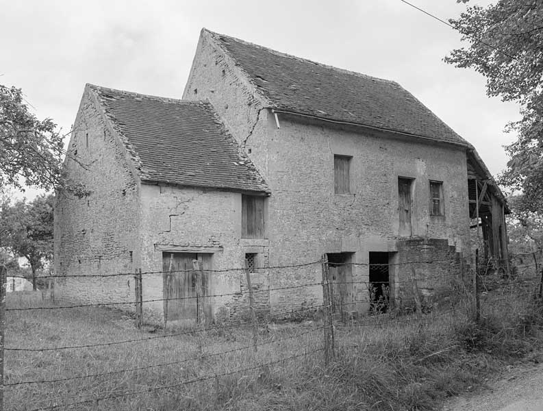 les maisons et fermes de Tournai-sur-Dive
