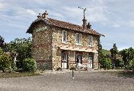 gare et maison de garde-barrière de Sigy-Argueil