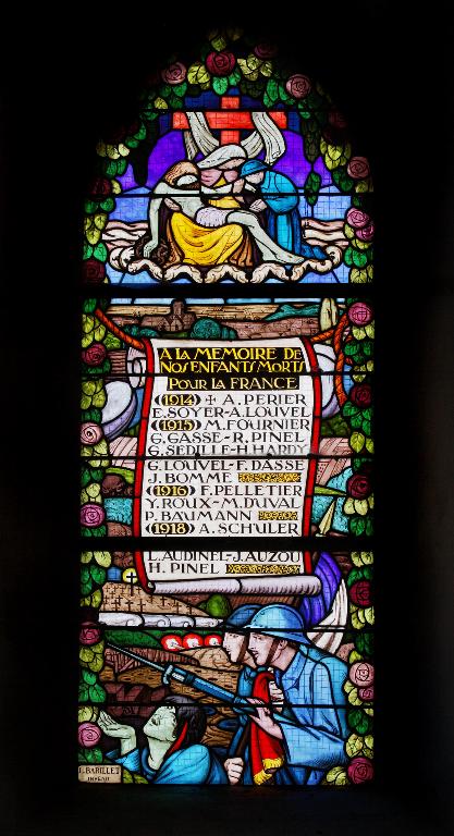verrière historiée et commémorative de la guerre de 1914-1918 : Soldats au combat