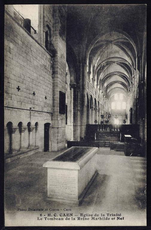 église de l'abbaye de bénédictines de la Trinité dite abbaye aux Dames, actuellement église paroissiale Saint-Gilles