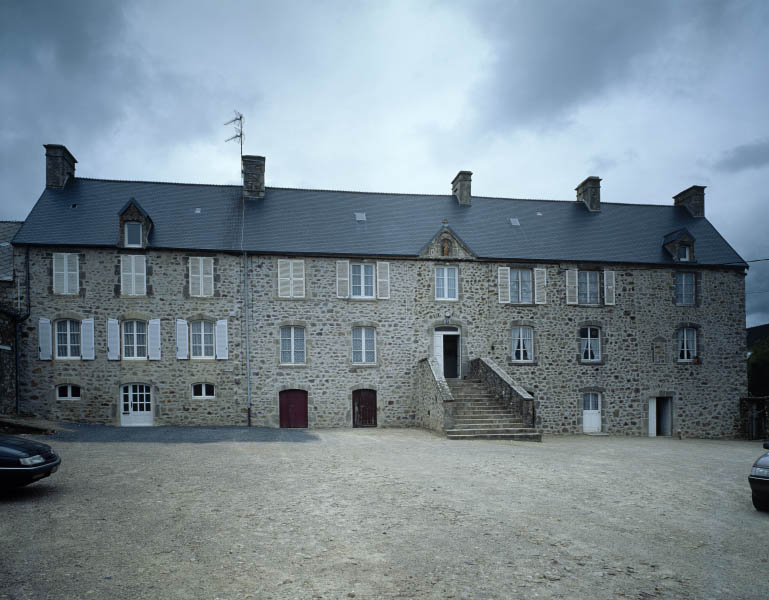 hôpital, actuellement immeuble à logements dit l'Ancien hospice