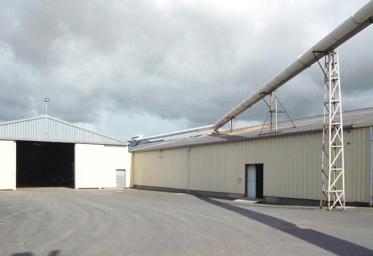 usine de préparation de produits textiles : usine de teillage de lin de la Coopérative agricole linière du nord de Caen