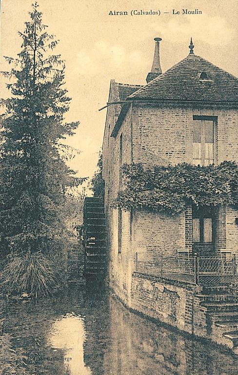moulin à blé dit le Grand moulin, actuellement maison