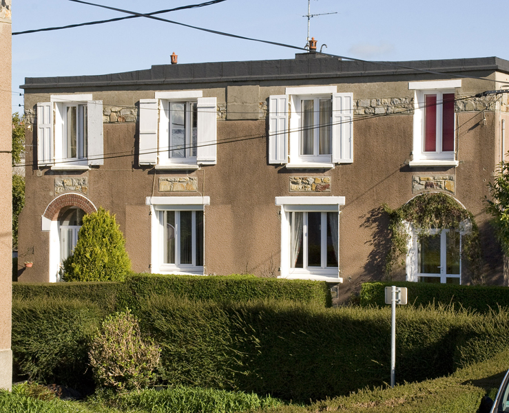 ensemble de 2 maisons