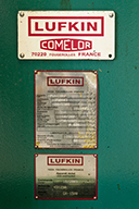 Réducteur-multiplicateur de la turbine hydraulique n°2, plaque de fabricant "Lufkin Comélor, France".