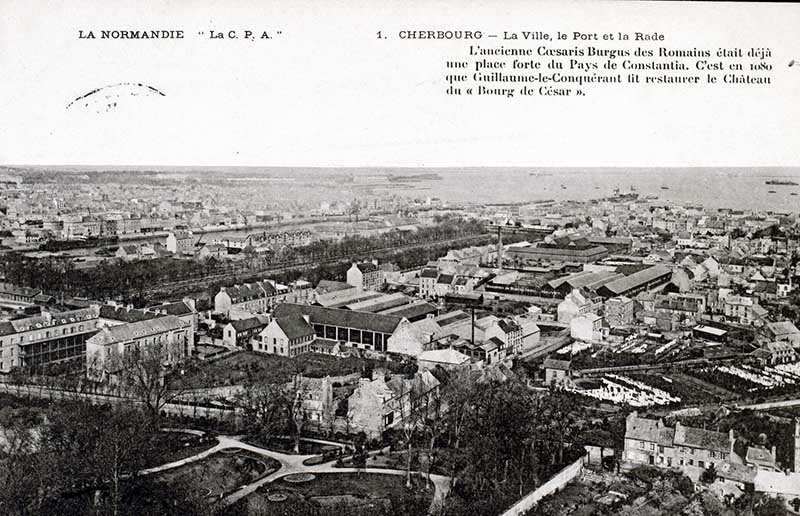 1. CHERBOURG - La Ville, le Port et la Rade.- Carte postale, La Normandie, la C. P. A. (AD Manche. Série FI).